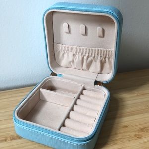 COPY - Travel jewelry box